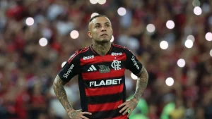 Cruzeiro visa Everton Cebolinha: Flamengo preparado para defender estrela por todo valor