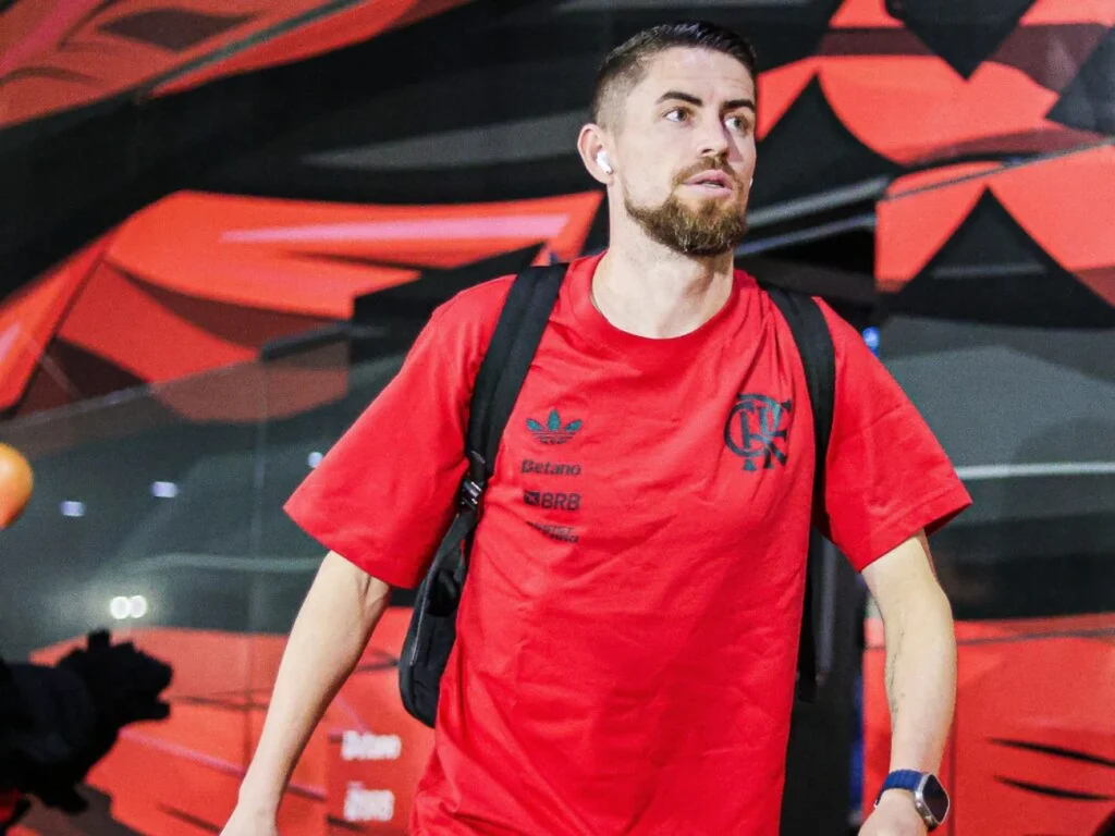 Jorginho destaca importância do descanso do Flamengo hoje contra o PSG em Doha Jorginho destaca importância do descanso do Flamengo hoje contra o PSG em Doha