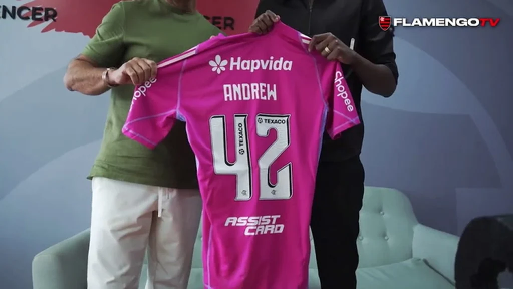 Flamengo anuncia Andrew agora goleiro treina com elenco