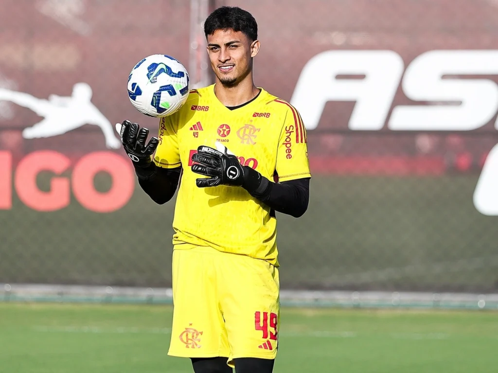 Flamengo estreia com Crias do Ninho, jovens talentos testados hoje no Carioca