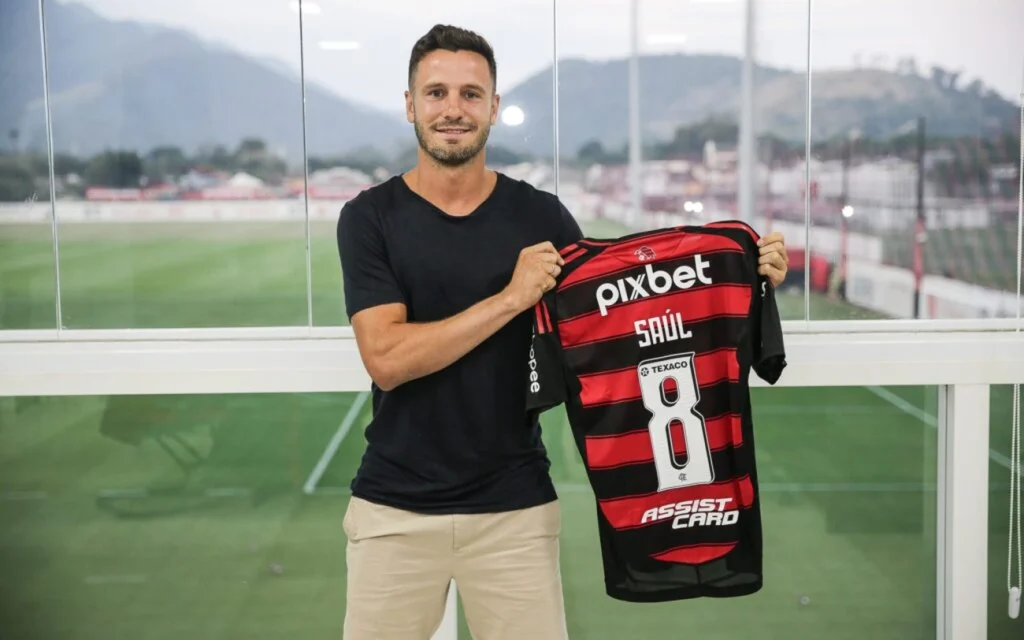 Flamengo define plano de recuperação de Saúl e De La Cruz com prazo de retorno para temporada 2026 Flamengo define plano de recuperação de Saúl e De La Cruz com prazo de retorno para temporada 2026