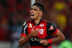 Lucas Paquetá é oficializado no Flamengo com camisa 10 hoje, veja detalhes do desembarque emocionante e repercussão internacional