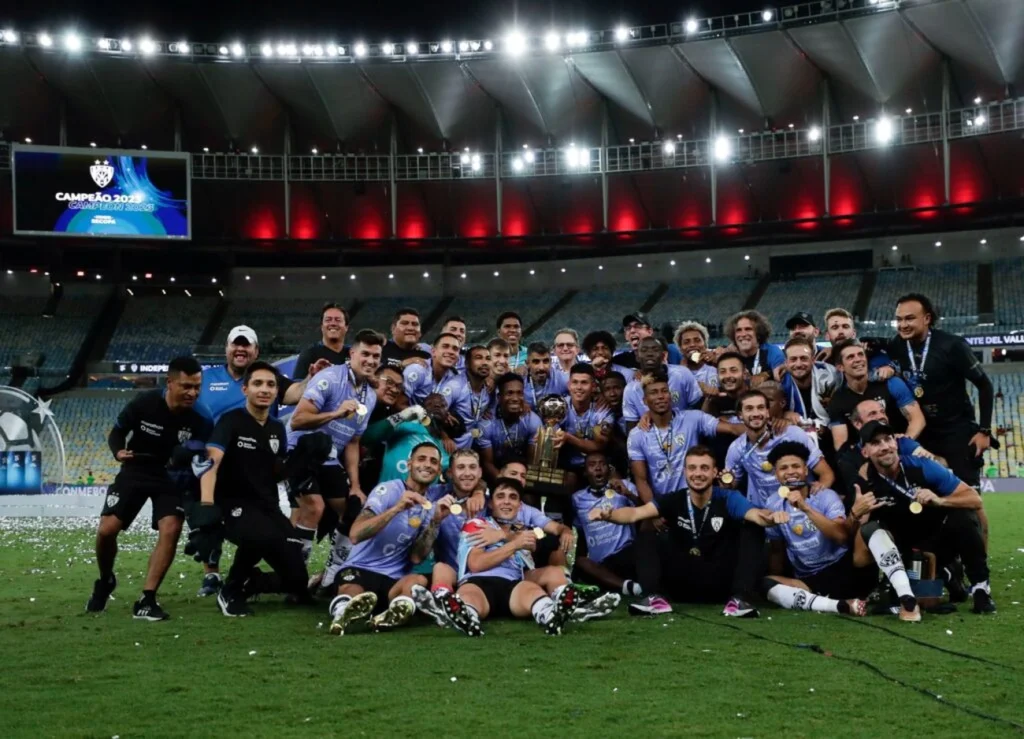 Garanta seu lugar na Recopa: Pacotes para Flamengo x Lanús à venda hoje