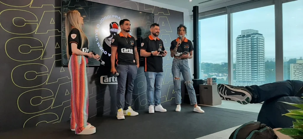 Cartola: Ganhe R$ 500 mil ao conquistar a maior Liga Brasileira Cartola: Ganhe R$ 500 mil ao conquistar a maior Liga Brasileira