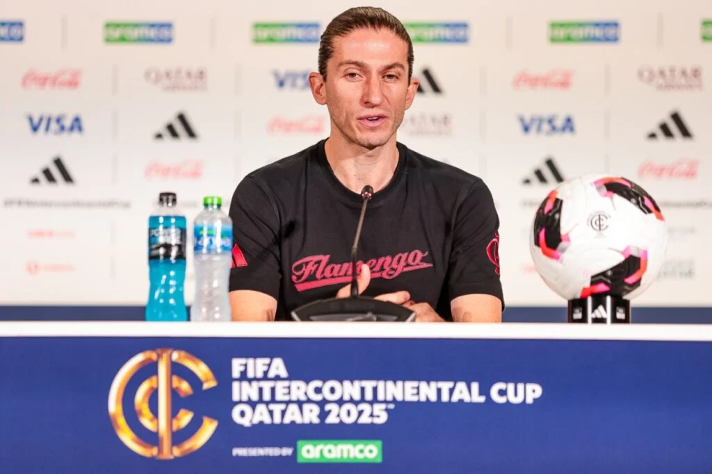 Filipe Luís e Arrascaeta detonam VAR agora após expulsão de Carrascal no Flamengo hoje Filipe Luís e Arrascaeta detonam VAR agora após expulsão de Carrascal no Flamengo hoje